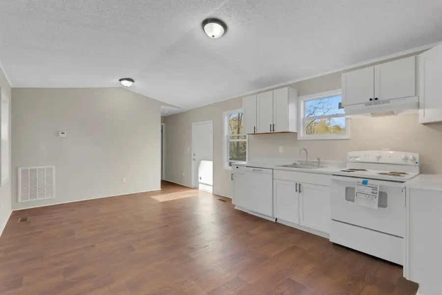 550 Draymont Drive, Spartanburg, SC 29303 - Image #3