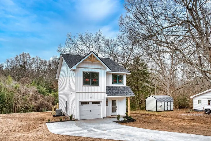 233 Harris Street, Jonesville, SC 29353 - Image #2