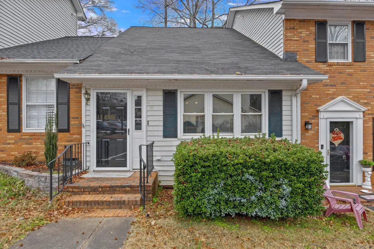 31 Somersett Drive, Spartanburg, SC 29301-6533 - Image #1