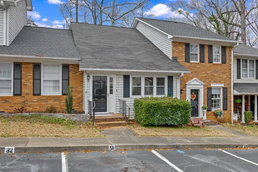 31 Somersett Drive, Spartanburg, SC 29301-6533 - Image #2