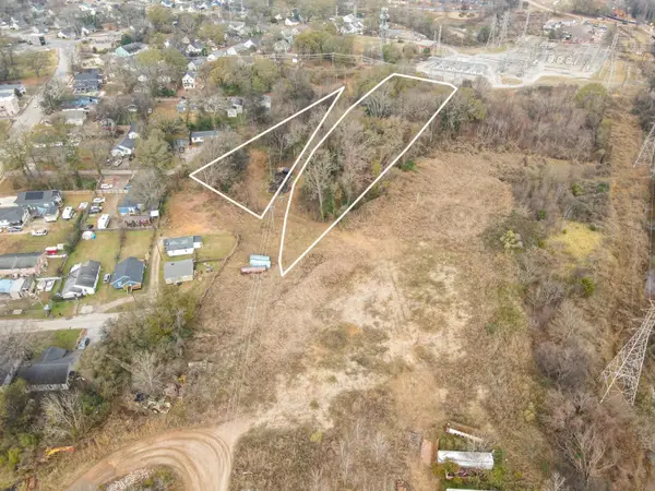 20 E Center Street, Greenville, SC 29611