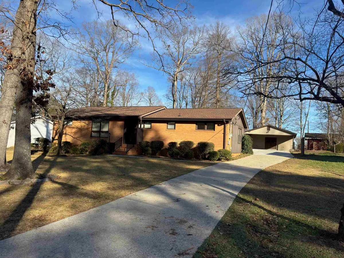 389 Wadsworth Road, Spartanburg, SC 29301 - Image #1