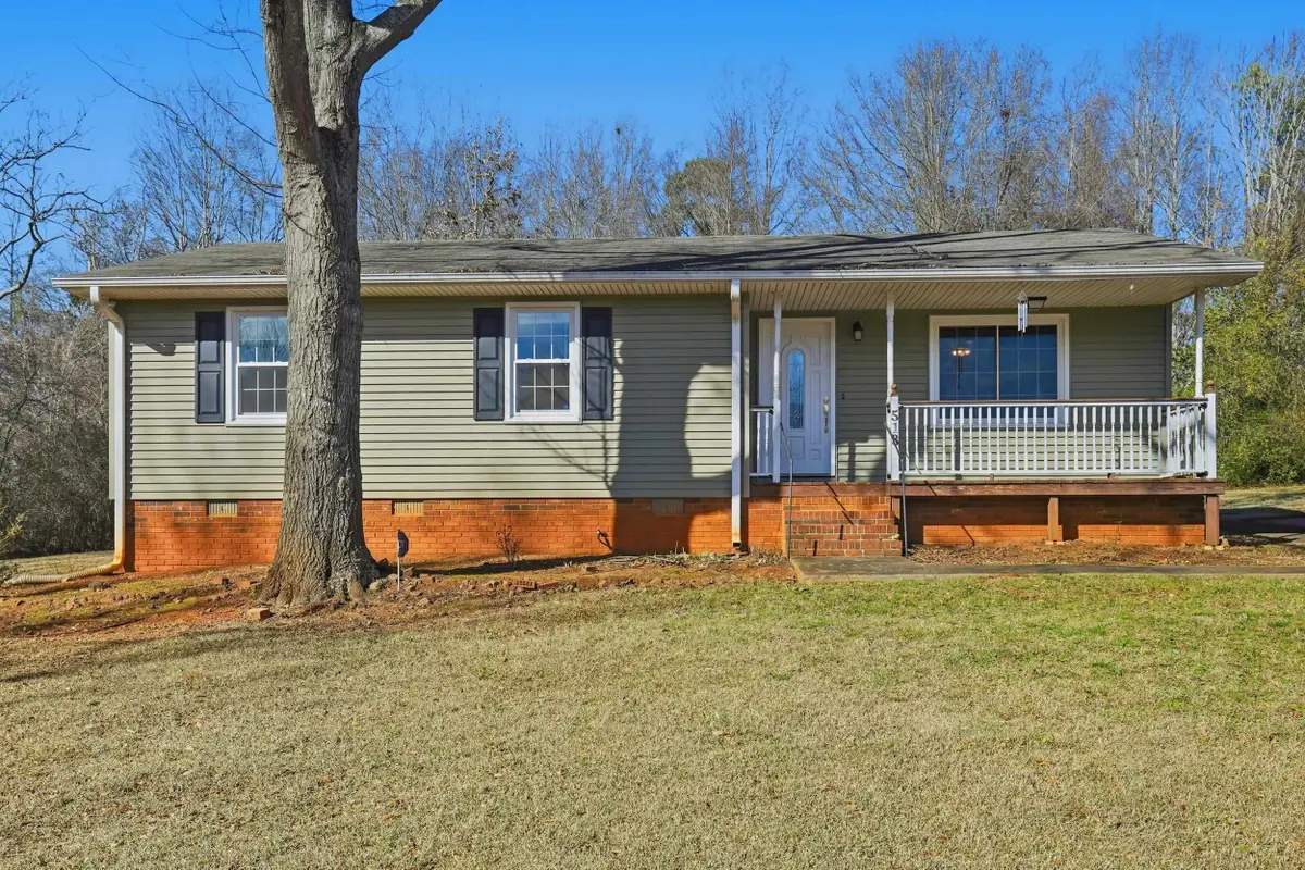 513 E Turner Street, Landrum, SC 29356 - #1