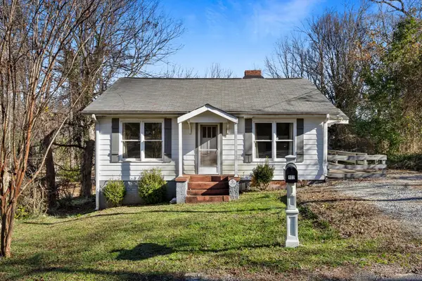 102 Aladdin Street, Greenville, SC 29609-4104