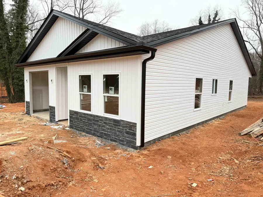 193 N Georgia Avenue, Chesnee, SC 29323 - Image #3