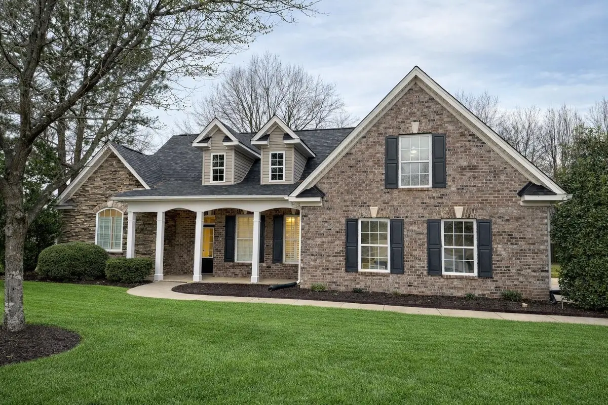 337 Rhapsody Lane, Boiling Springs, SC 29316-5675 - Image #1