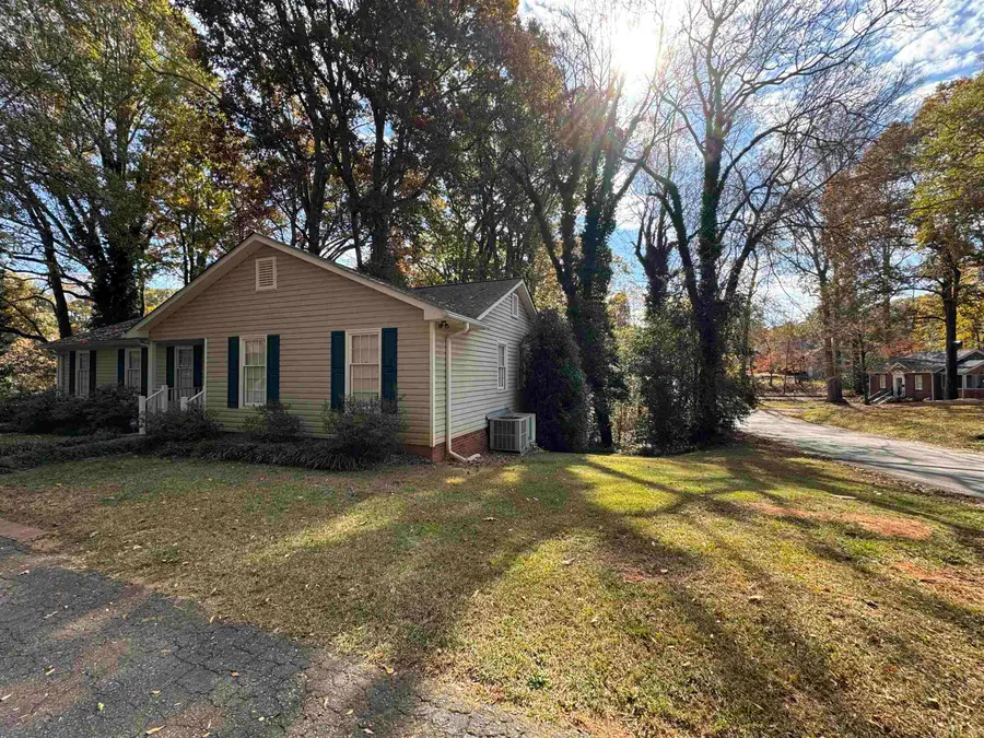 205 Westminster Drive, Spartanburg, SC 29302 - #2