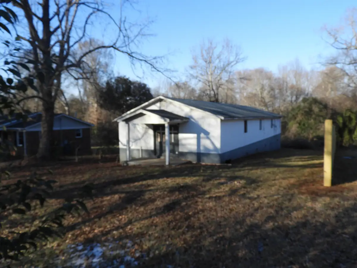 142 Crestmont Drive, Gaffney, SC 29340 - Image #1