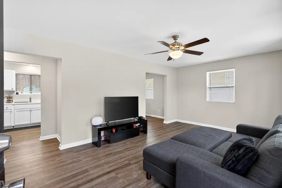 102 Beth Street, Greer, SC 29651-6213 - Image #2