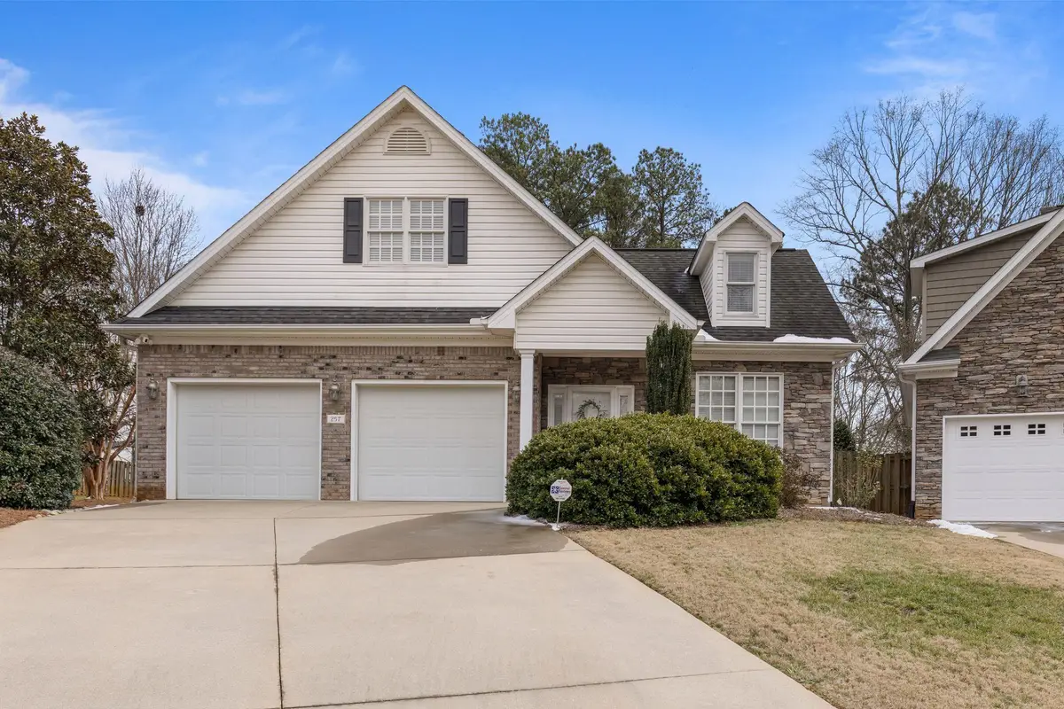 257 Arbours Commons Ct, Spartanburg, SC 29307 - #1