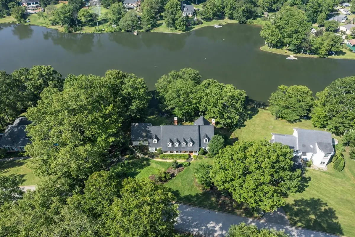 317 E Killarney Lake, Moore, SC 29369 - #1