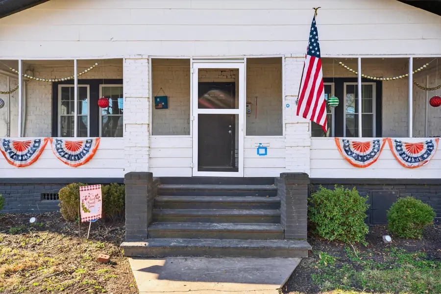 121 Holland Street, Gaffney, SC 29341 - #2