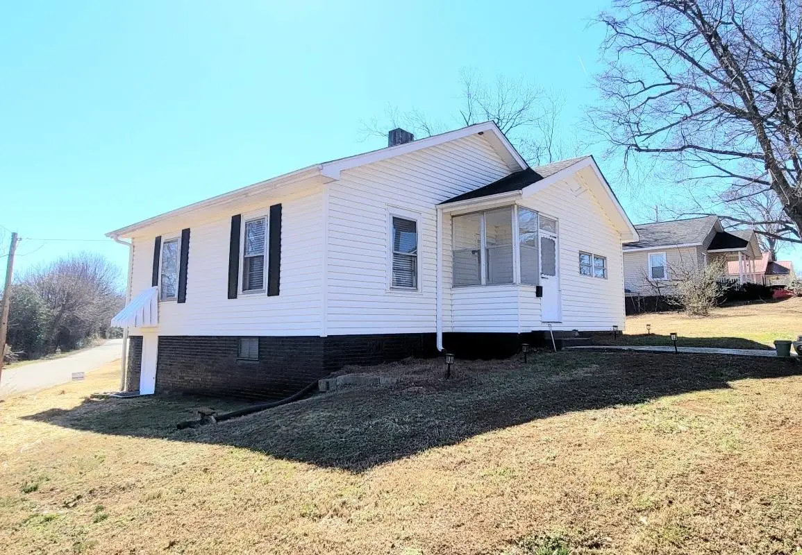 2 2nd Street, Inman, SC 29349 - #1