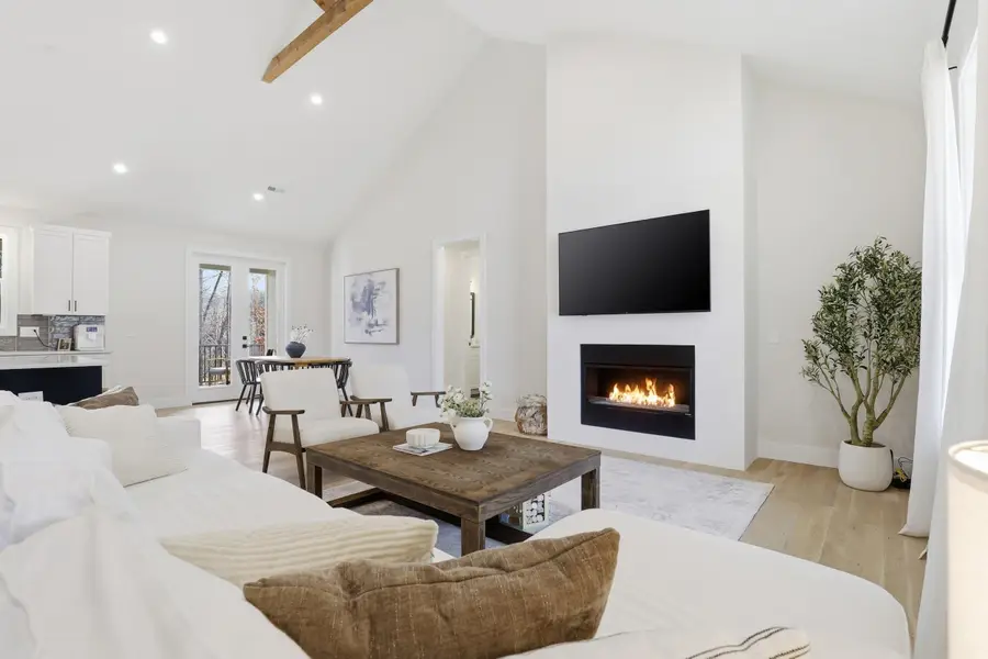 395 Mountainview Road, Landrum, SC 29356 - #2