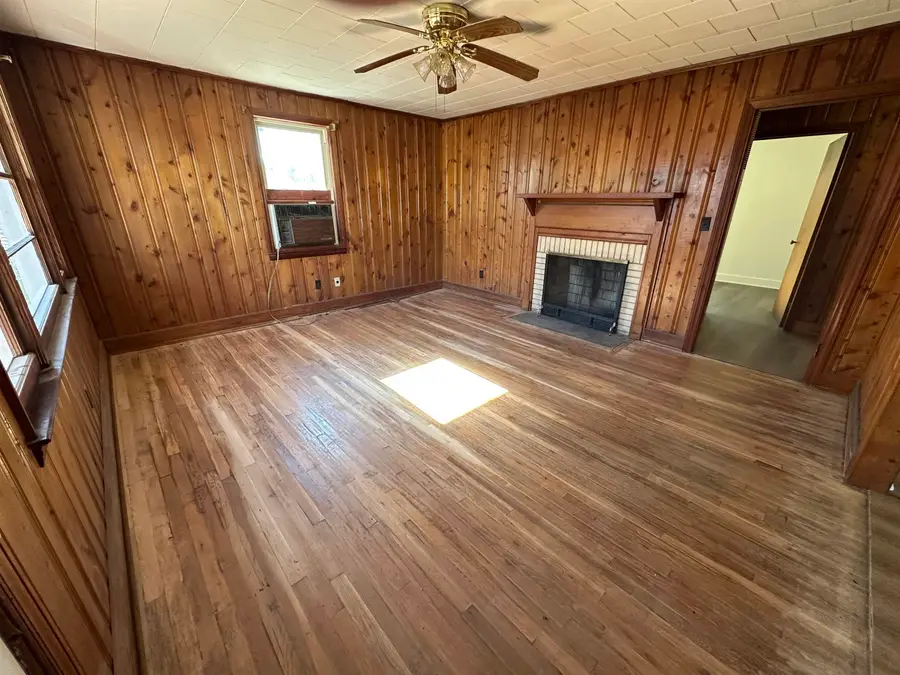 423 Spruce Street, Spartanburg, SC 29303 - #2