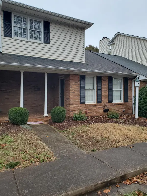 52 Somersett Drive, Spartanburg, SC 29301