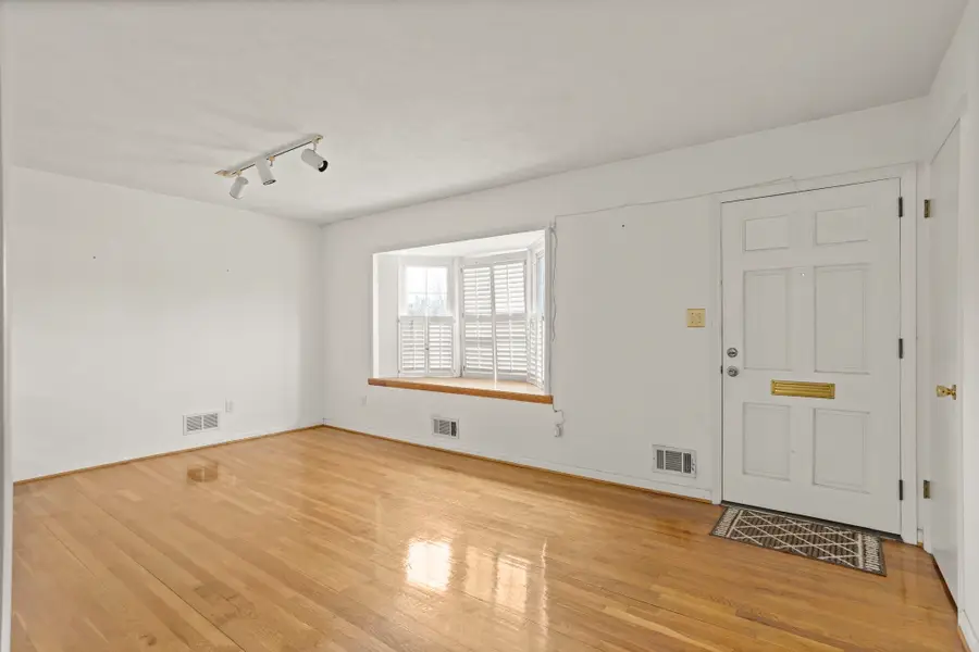 457 Hawthorne Road, Spartanburg, SC 29303 - #2