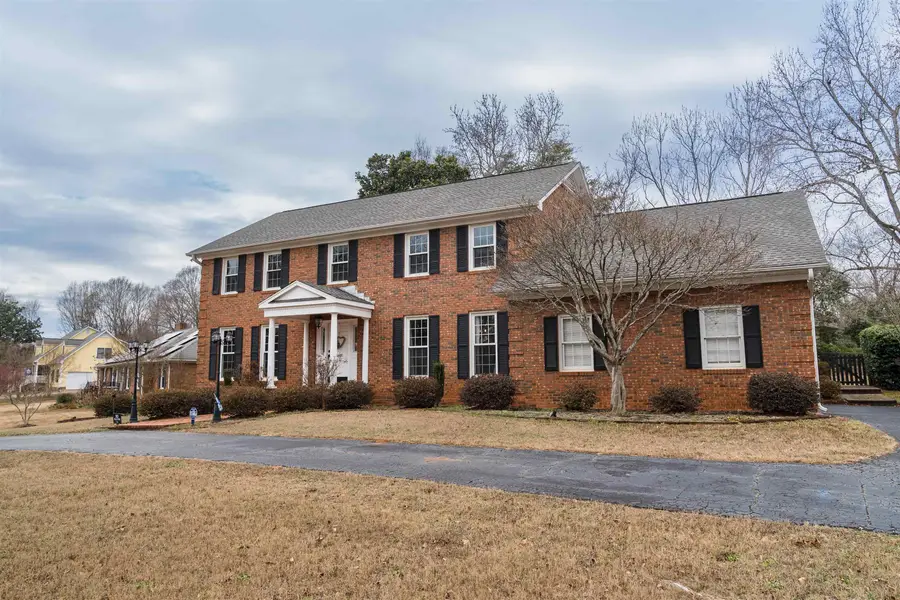 410 Thornhill Drive, Spartanburg, SC 29301 - #2