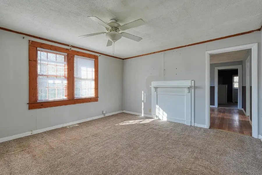 92 North St, Duncan, SC 29334 - #2