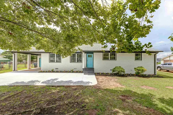 203 Montgomery Street, Laurens, SC 29360