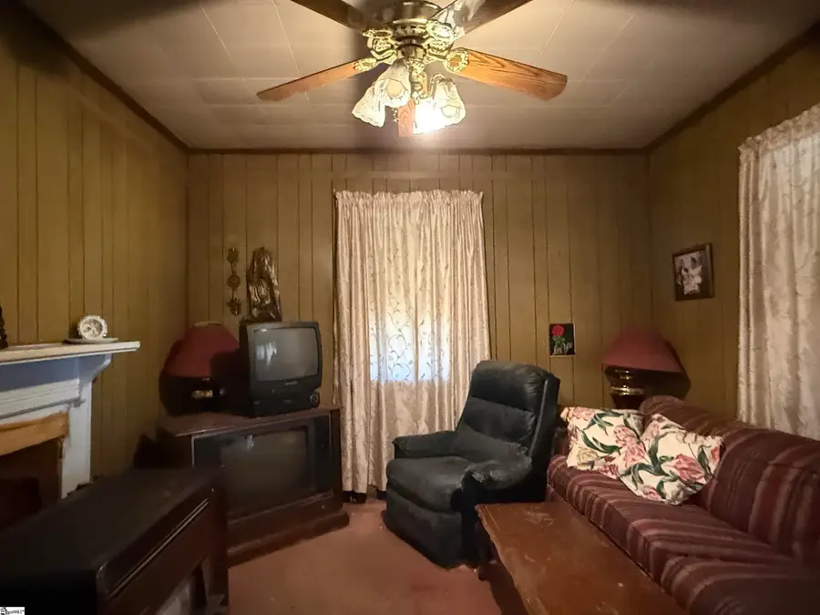 200 King Street, Greer, SC 29651 - #3