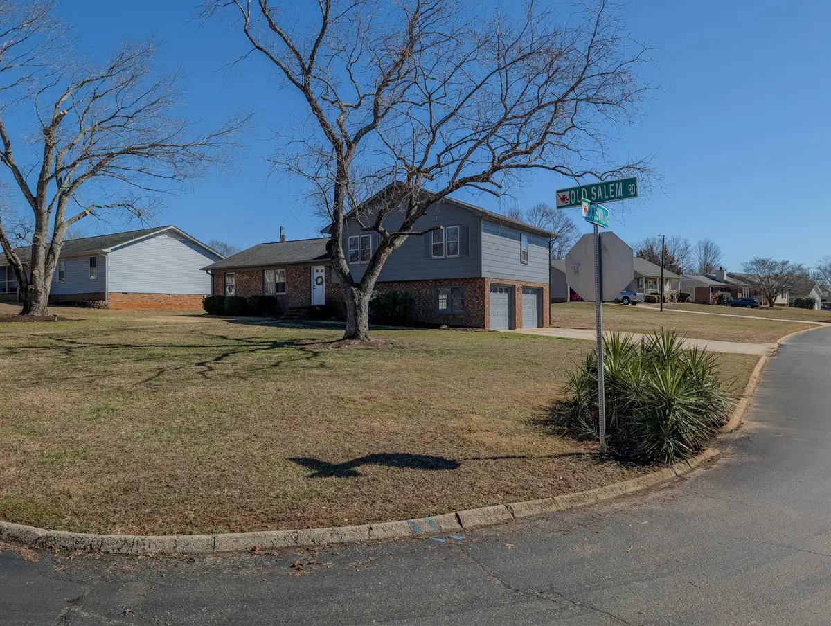 207 Old Salem Road, Moore, SC 29369 - #1