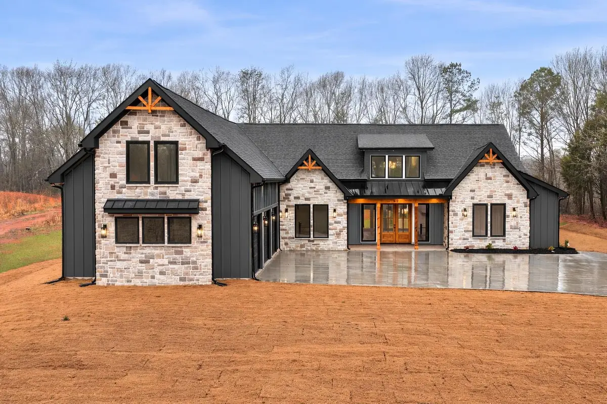 155 Carriage Gate Drive, Wellford, SC 29385 - #1