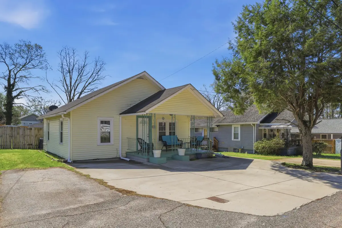 211 Buncombe Street, Greer, SC 29650 - #1