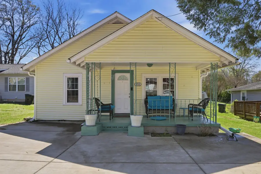 211 Buncombe Street, Greer, SC 29650 - #2