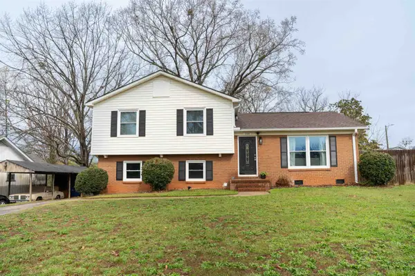 226 Willow Oaks Drive, Spartanburg, SC 29301