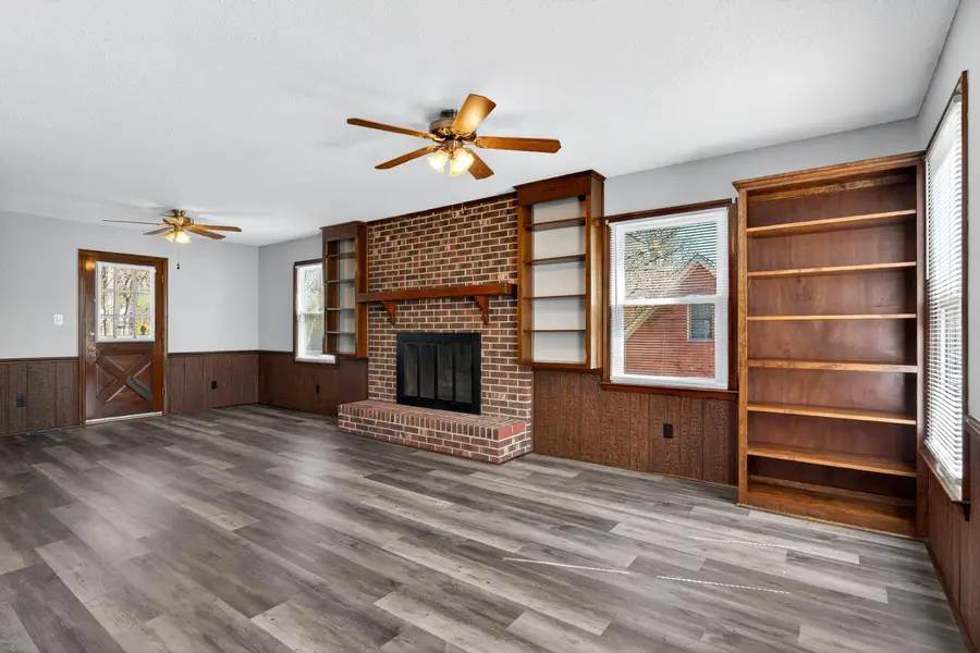 154 Saxon Dr, Gaffney, SC 29341 - #2