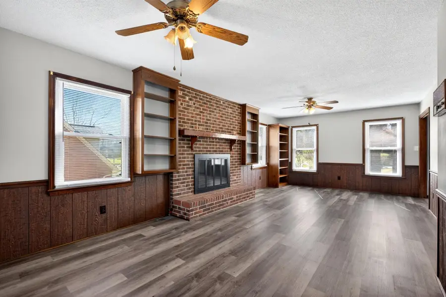 154 Saxon Dr, Gaffney, SC 29341 - #3