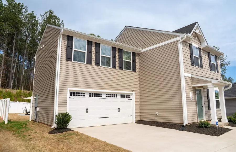 2101 Evanston Dr., Wellford, SC 29385 - #3