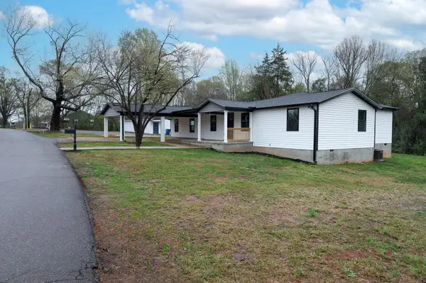 136 Moore Street, Wellford, SC 29385