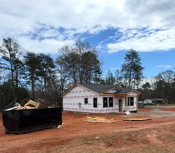 3664 Peachtree Road, Inman, SC 29349