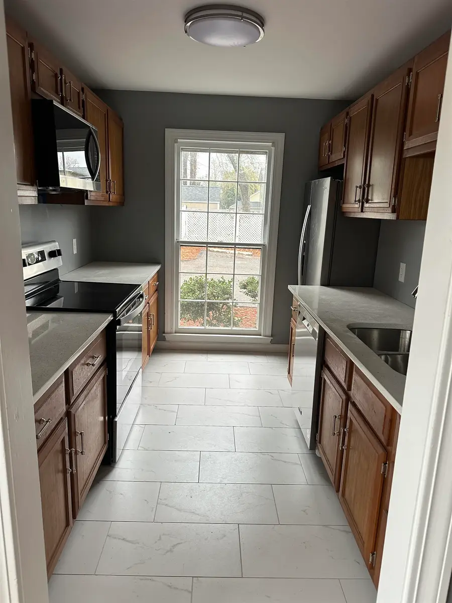 132 Avant St, Spartanburg, SC 29302 - #3