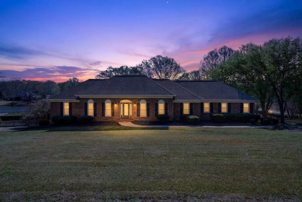 206 W Killarney Lake, Moore, SC 29369 - #1