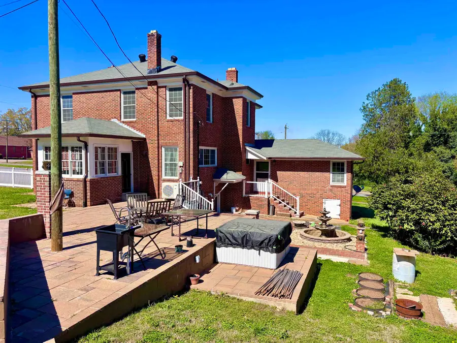 400 E Buford Street, Gaffney, SC 29340 - #3