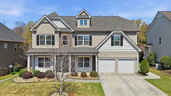 536 W Saddletree Drive, Reidville, SC 29388