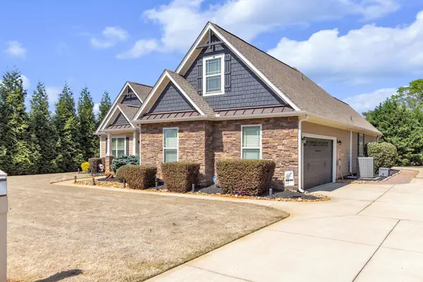 112 Providence Point Lane, Wellford, SC 29385