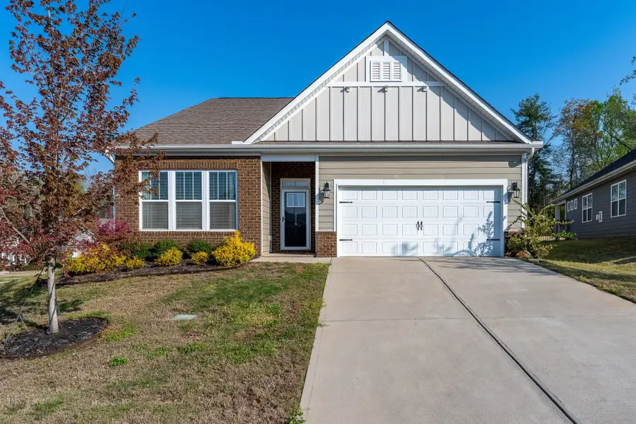 516 Raleighwood Lane, Simpsonville, SC 29681 - #2