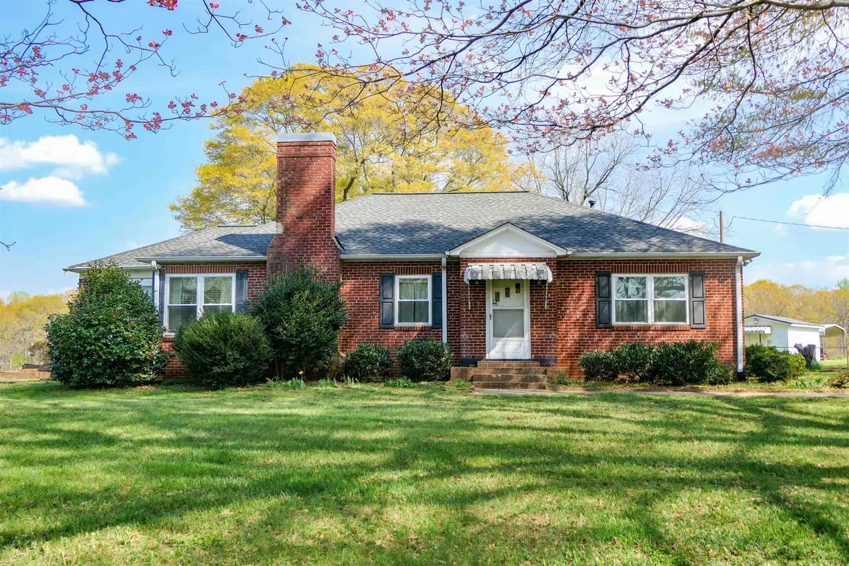 418 N. Green River Rd, Gaffney, SC 29341 - #1