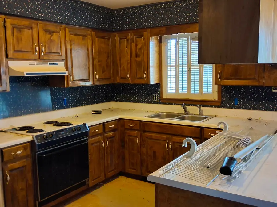 105 Churchill Avenue, Moore, SC 29369 - #2