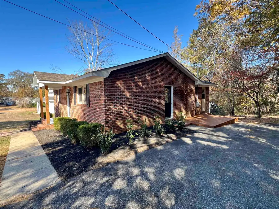 152 Washington Road, Cowpens, SC 29330 - #2