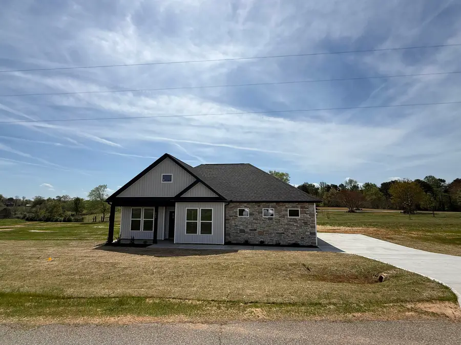 943 Ferree Road, Campobello, SC 29322 - #2