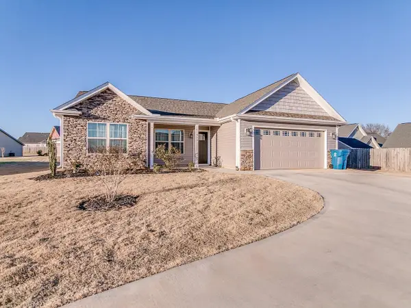 535 Nature Walk Way, Inman, SC 29349