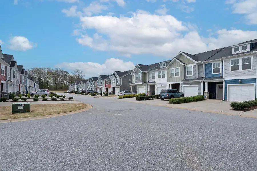 71 Mardale Lane, Greenville, SC 29609 - #2