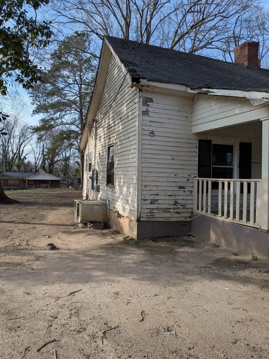 1015 N Granard Street, Gaffney, SC 29341 - #2