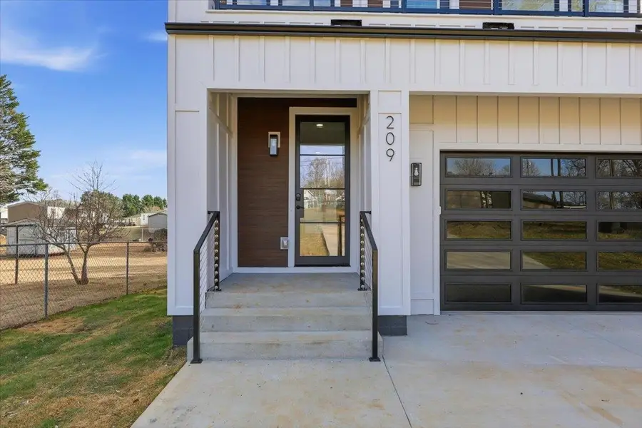 209 Springdale Avenue, Greer, SC 29650 - #3