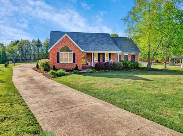309 Silhouette Trace, Boiling Springs, SC 29316